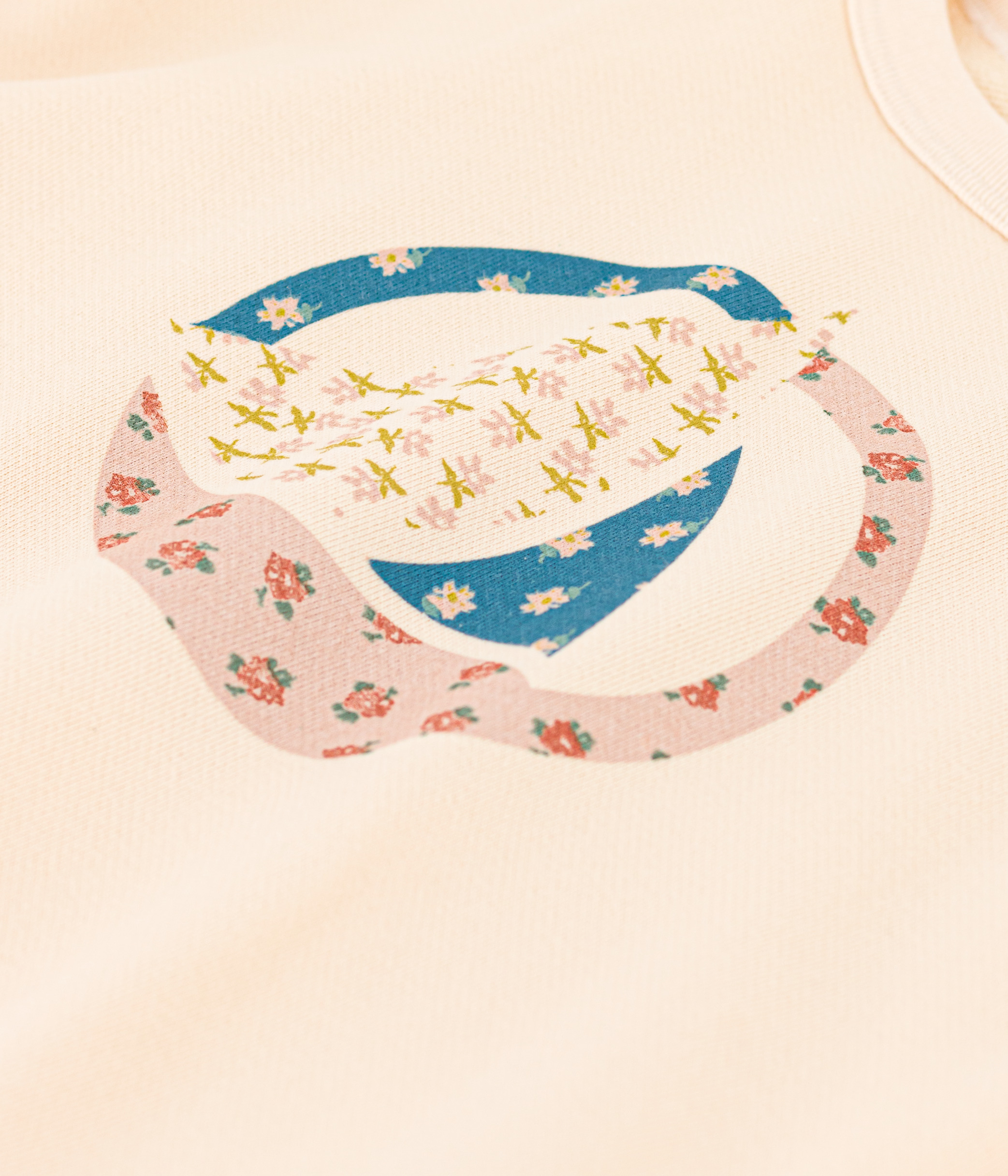 Girls' fleece sweatshirt