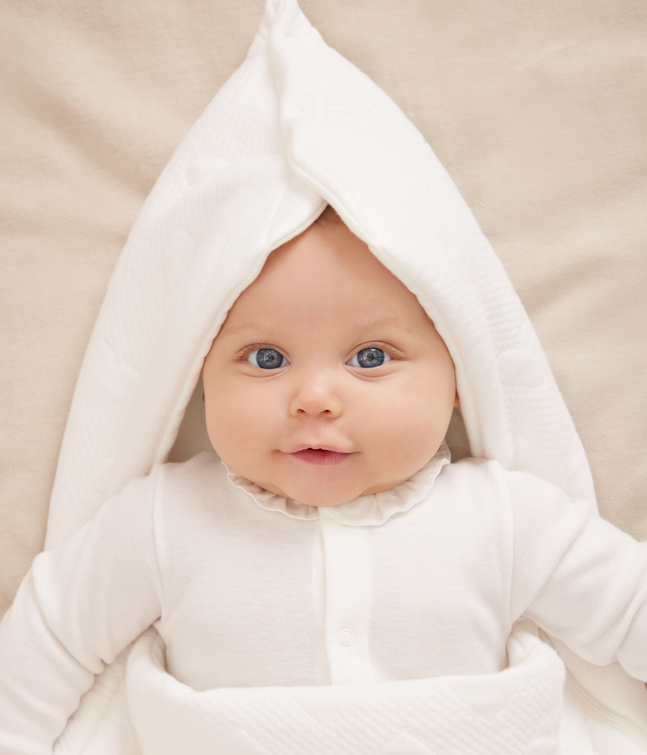 Babies' Long-Sleeved Cotton Bodysuit With Ruffle Collar