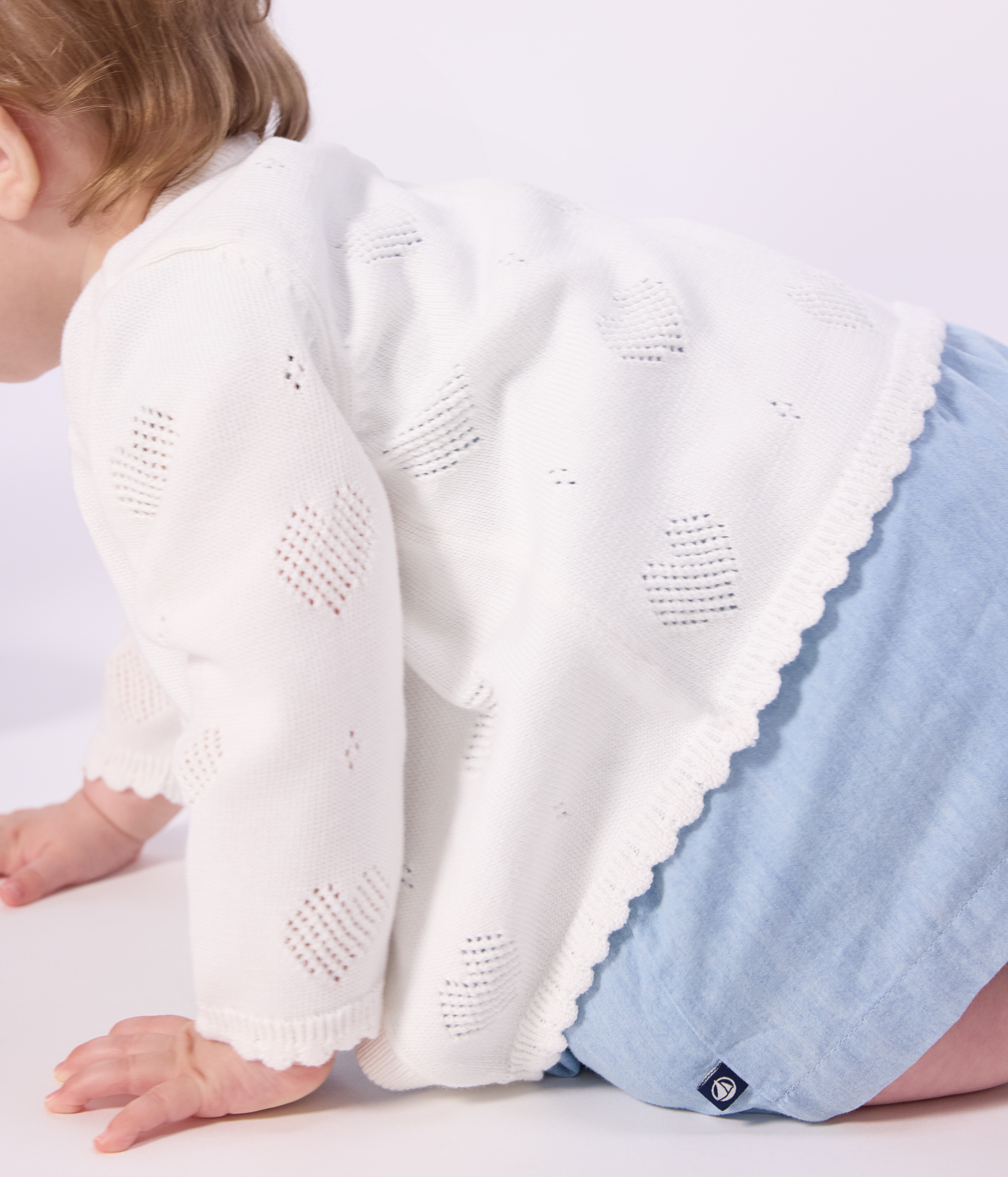 Babies' cotton cardigan with a heart pattern