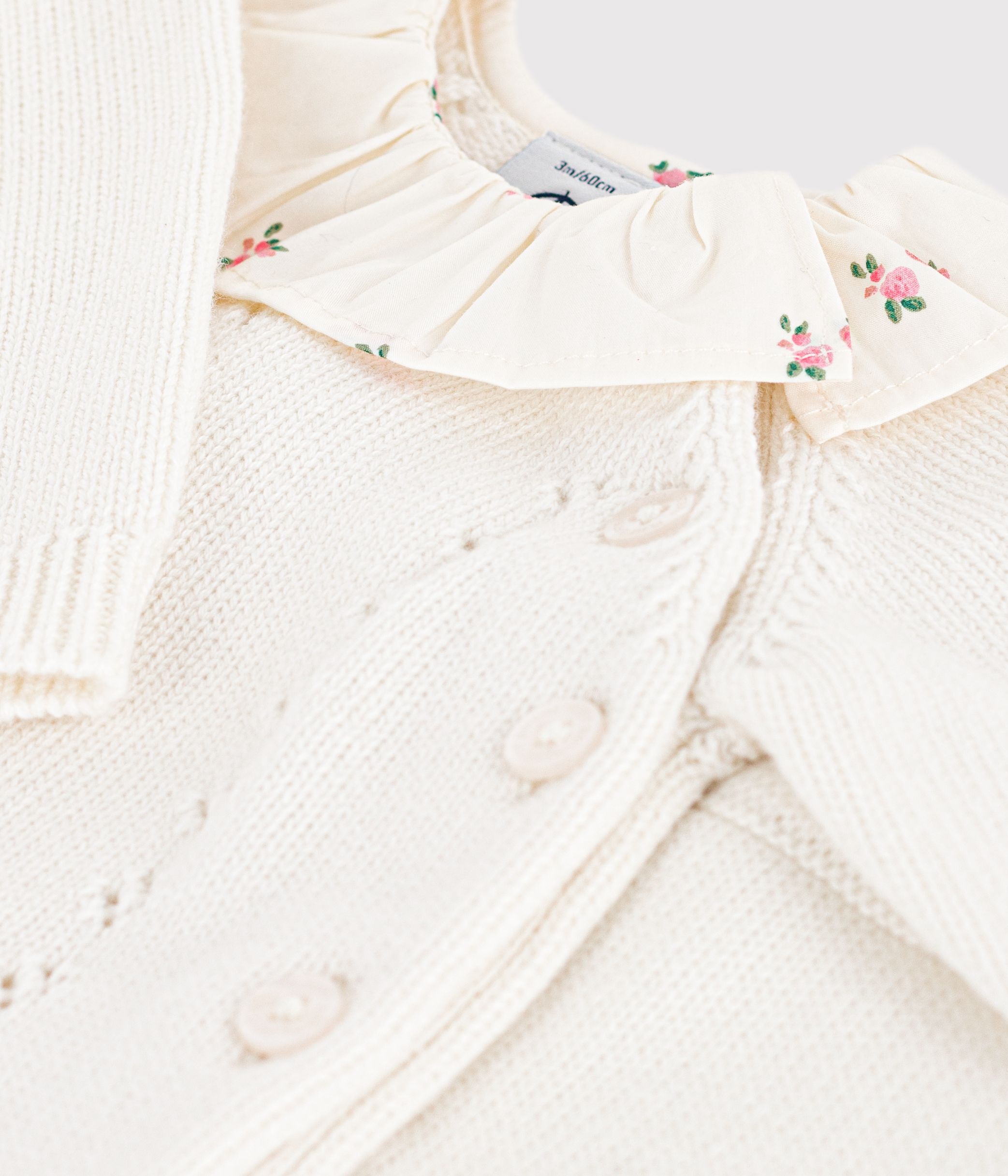 Babies' 2-piece set in wool and cotton with a flower-patterned ruff