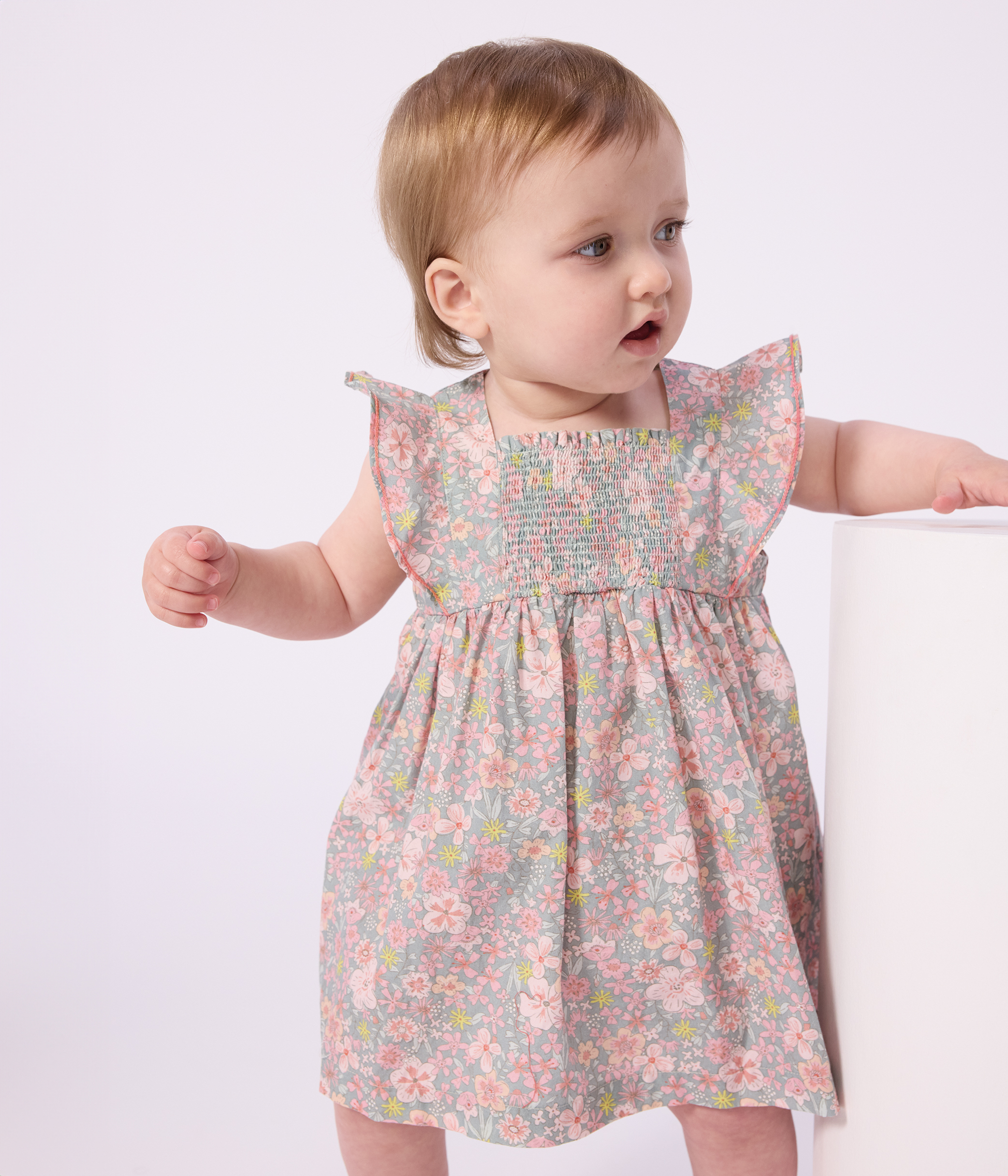 Babies' short-sleeved cotton dress and matching bloomers printed with hearts